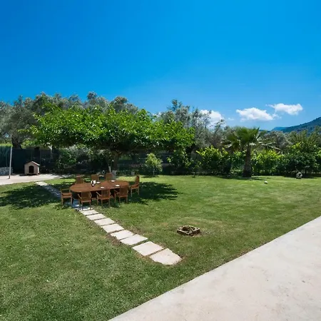 Daire Eleonoras Karyotes Lygia (Lefkada)